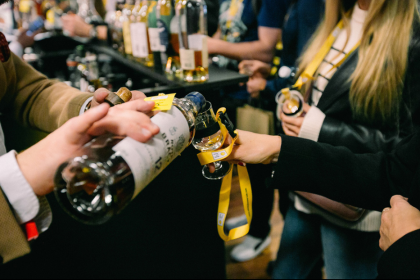 NIŻSZE CENY BILETÓW DO KOŃCA SIERPNIA!